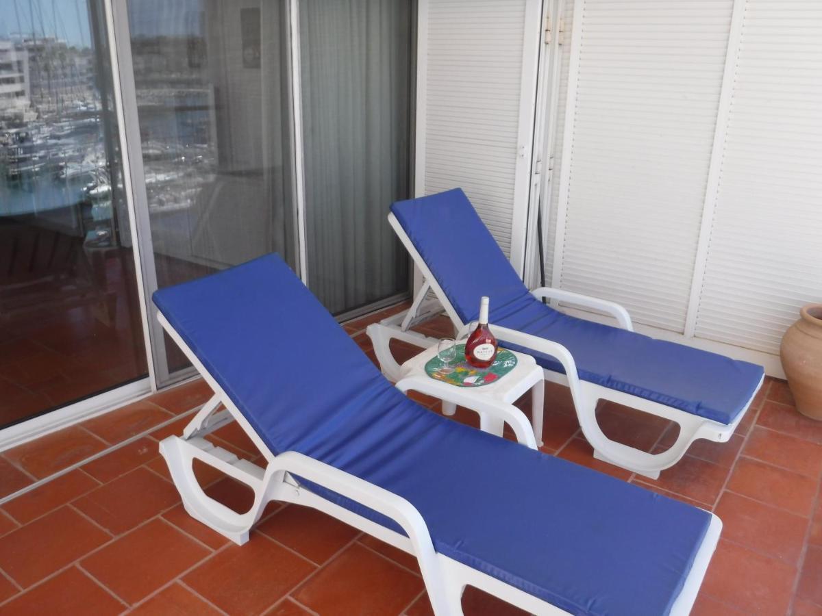 Lagos Marina - Exclusive Apartment With A Balcony ภายนอก รูปภาพ